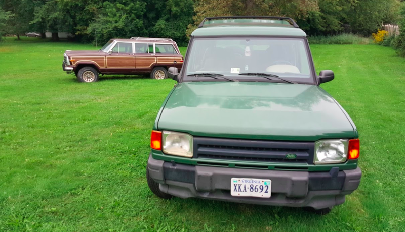 Illustration for article titled There's A Gorgeous Dead Land Rover Discovery Sitting In My Backyard But I'm Not Entirely Sure Why